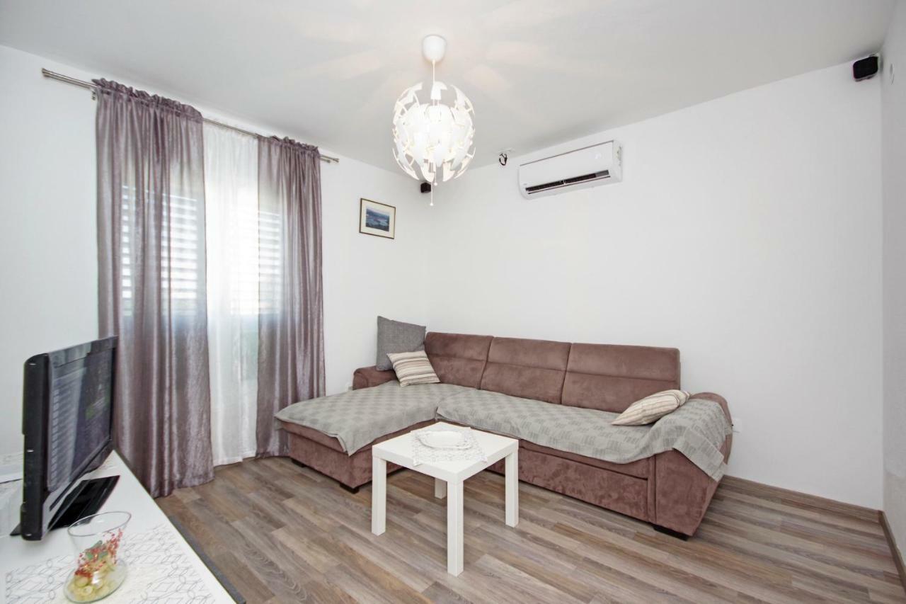 Nugal Apartamento Makarska Exterior foto